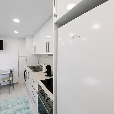 Moradia Chicharro Гостевой дом Назаре