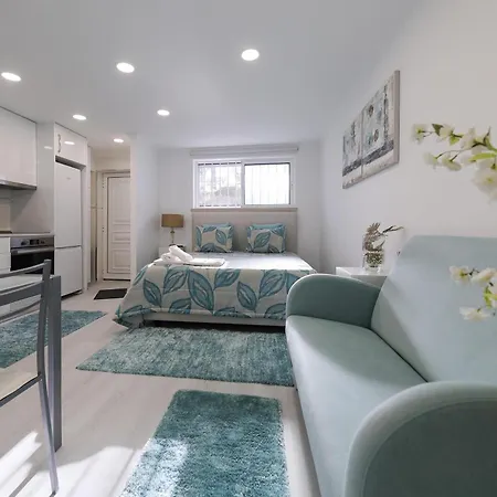 Moradia Chicharro Гостевой дом Назаре