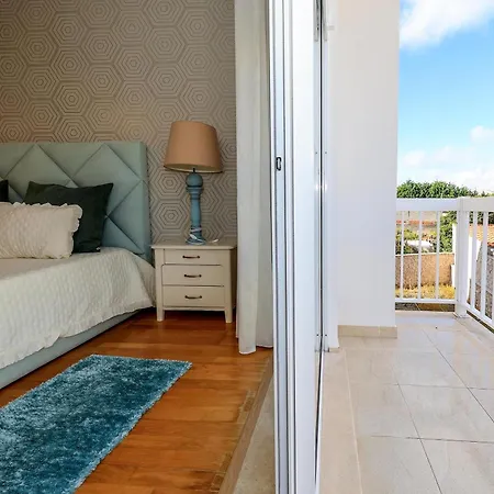 Moradia Chicharro * 纳扎雷