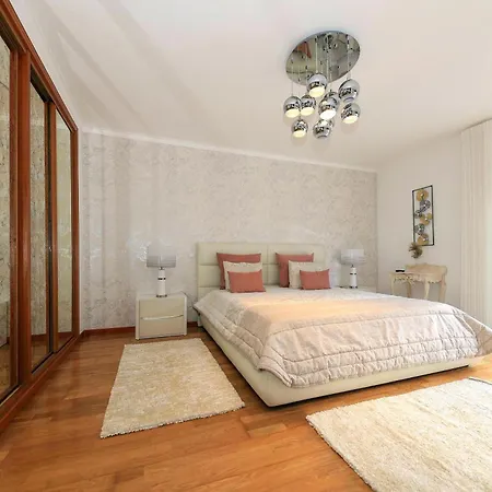 Moradia Chicharro 纳扎雷