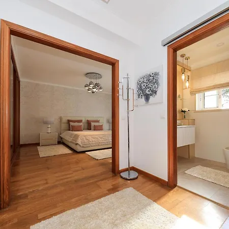 Moradia Chicharro 招待所 *