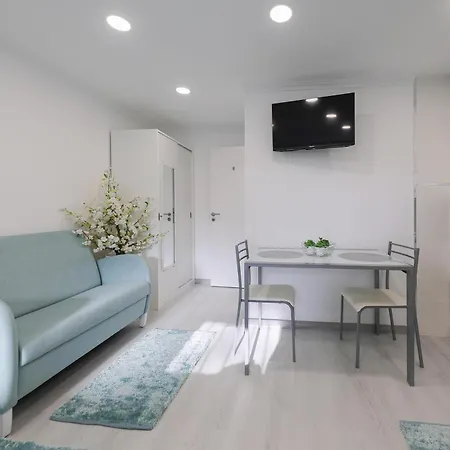 Moradia Chicharro * Nazaré