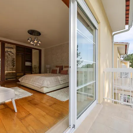Guest house Moradia Chicharro Nazare