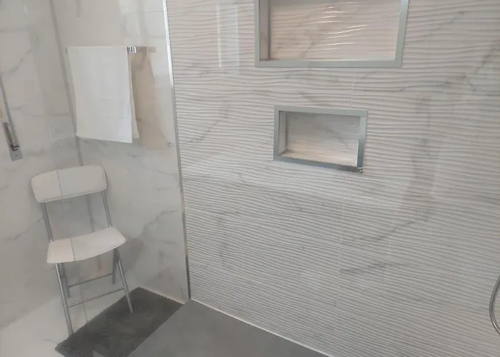 Moradia Chicharro * Назаре