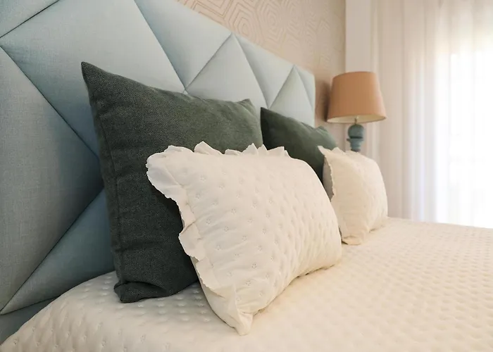 Moradia Chicharro Гостевой дом *