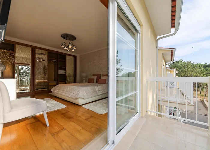 Гостевой дом Moradia Chicharro Назаре