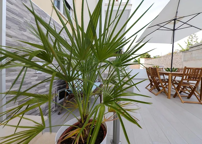 Moradia Chicharro Гостевой дом *